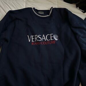 Vesace Crewneck